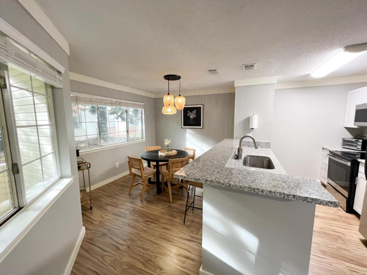 The Cozy Bohemian In Mid-City! Huntsville Bagian luar foto